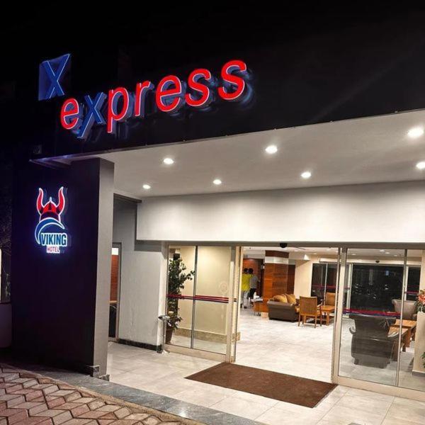 Viking Express Hotel ケメル エクステリア 写真